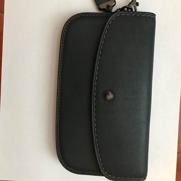 NWT-Coach 1941 clutch in cypress green - Picture 3 of 7